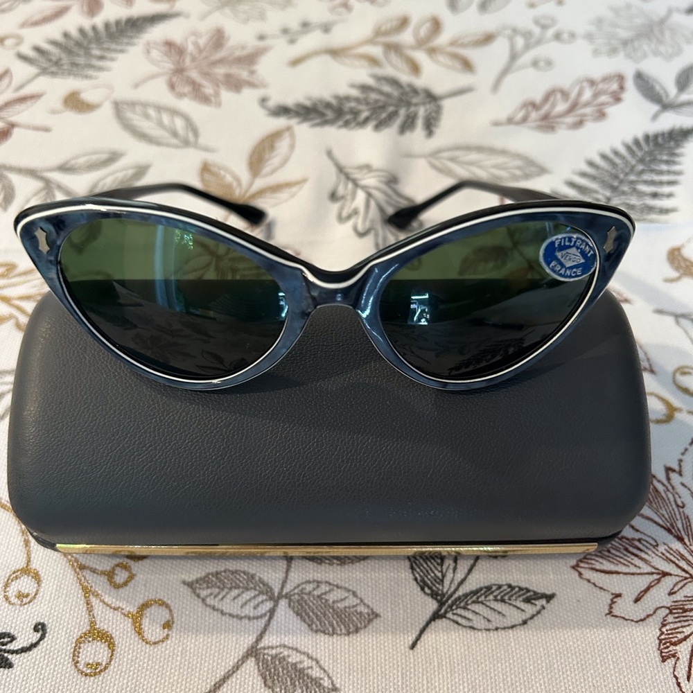 Verres Filtrants Vengo Vintage sunglasses. Blue tortoise shell. New with…